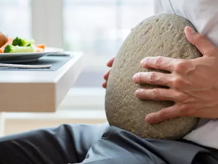 Тяжесть в желудке после еды